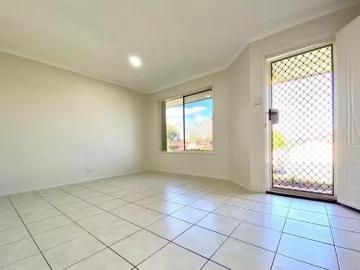 Cozy 18 Conan Close, Wulkuraka, QLD 4305