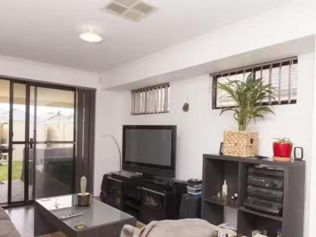Just in! 18 Darton Loop, Bertram, WA 6167
