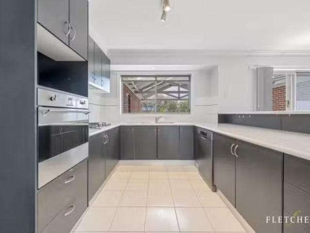 For Rent! 18 Powell Ave, Cardigan Village VIC 3352 House For.