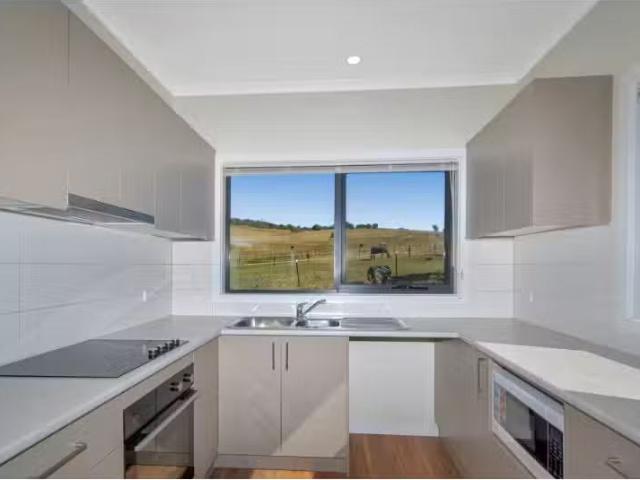 Rental! 18B Roberson Street, Berridale Apartment for rent Lis.