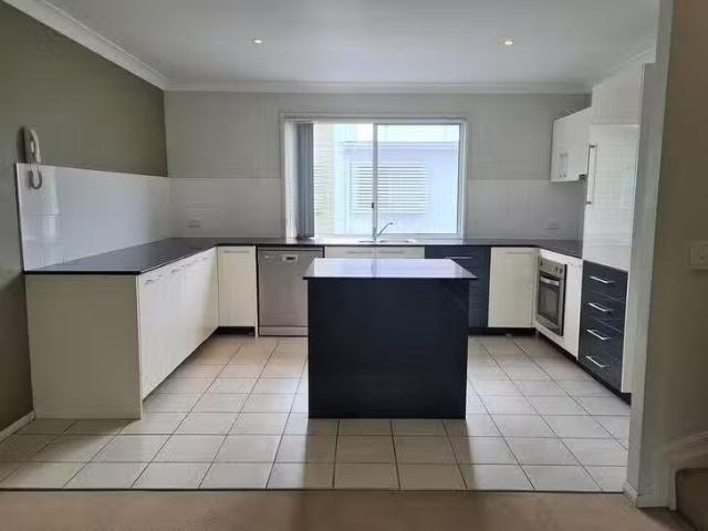 Unique 19/59 Mary Street, Kingston, QLD 4114