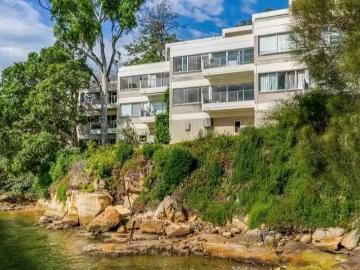Deal! 19/8 Munro Street, Mcmahons Point, NSW 2060