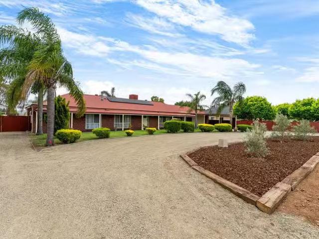 Cozy 19 Bubner Road, Angle Vale, SA 5117