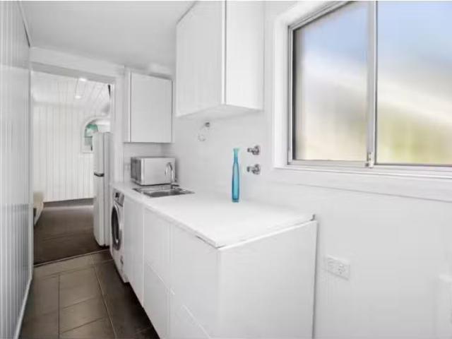 Deal! 19 Clontarf Street, Seaforth Apartment for rent Listed.