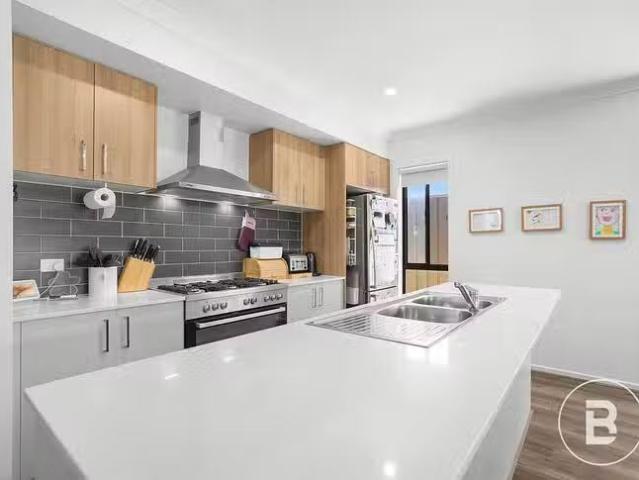 Unique 19 Gull Street, Winter Valley, VIC 3358