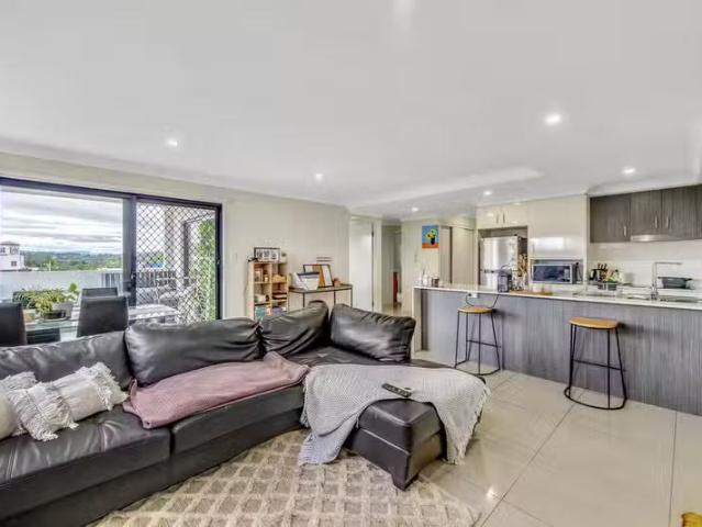 Cozy 19 Lowerson Street, Lutwyche QLD 4030