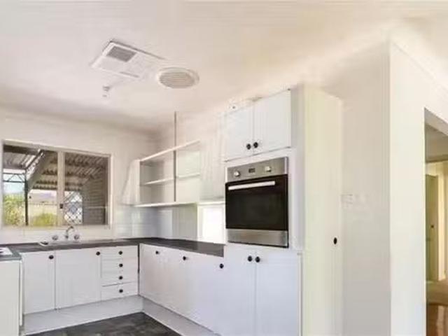Rental! 19 Park Road, Mandurah, WA 6210