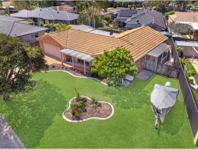 Just in! 1 Osprey Place, Kingscliff House for rent Listed by.