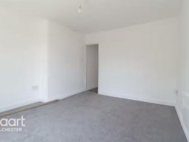 Cozy 1 BA Studio flat for rent in Military Road, Colchester, CO1