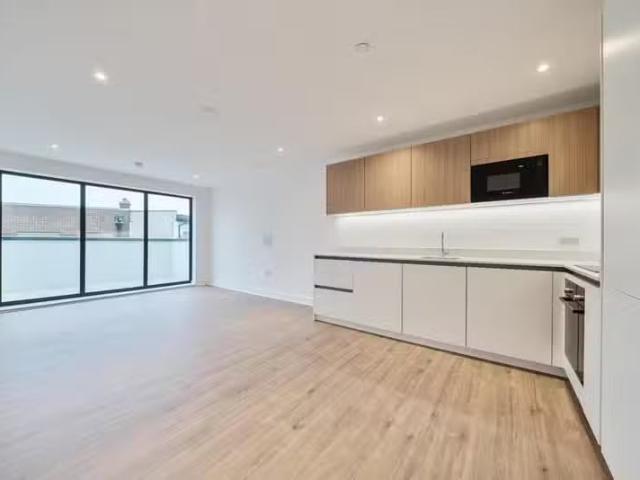 Cozy 1 BA 1 bedroom apartment for rent in 50 Burnhill Road, Be.