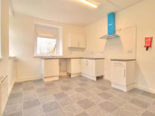 Cozy 1 BA 1 bedroom apartment for rent in Office Street, Porth.