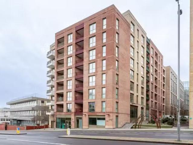 Just in! 1 BA 1 bedroom flat for rent in Edward Street, Bright.