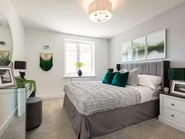 Just in! 1 BA 1 bedroom flat for rent in Kingston Grange Drive.