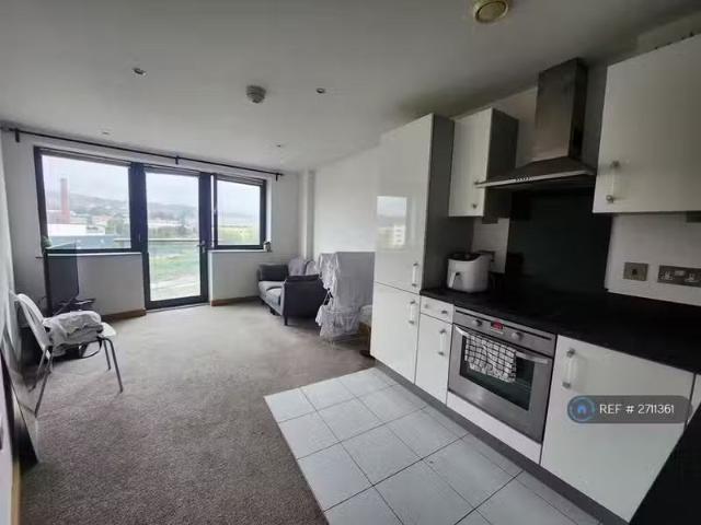 Deal! 1 BA 1 bedroom flat for rent in Shipley, Shipley, BD17