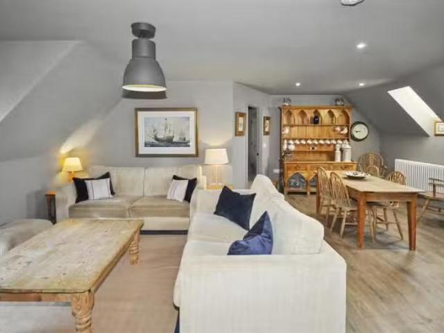 Nice 1 BA 1 bedroom flat for rent in The Bank, Lighthorne, CV35