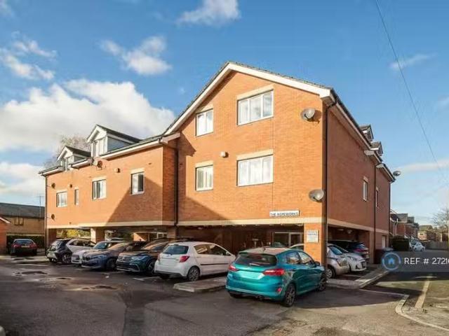 Just in! 1 BA 1 bedroom flat for rent in The Ropeworks, Cheste.