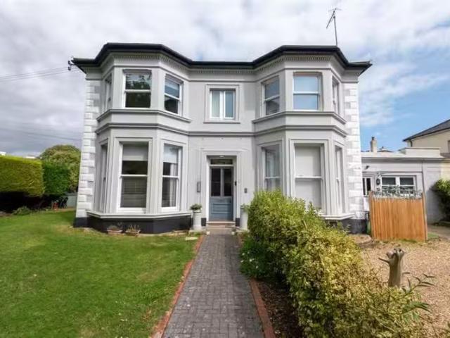 Just in! 1 BA 1 bedroom flat for rent in 50 Crescent Road, Wor.