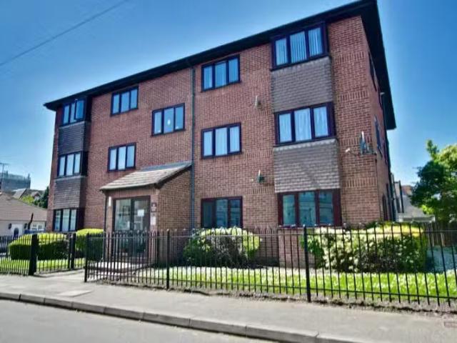 Rental! 1 BA 1 bedroom ground floor flat for rent in The Nurse.