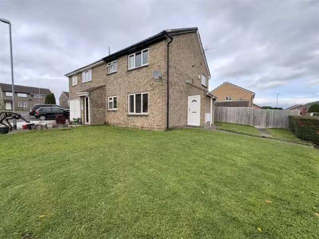 Rental! 1 BA 1 bedroom semi detached house for rent in Rochest.