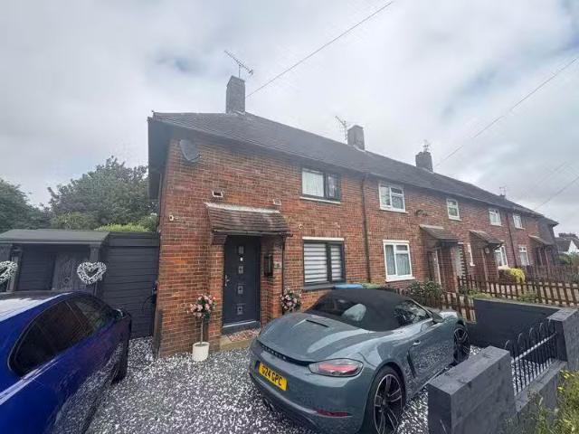 For Rent! 1 BA 2 bedroom terraced house for rent in Foundry Ro.