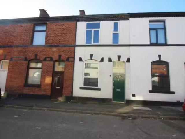 Unique 1 BA 2 bedroom terraced house for rent in Shepherd Stre.