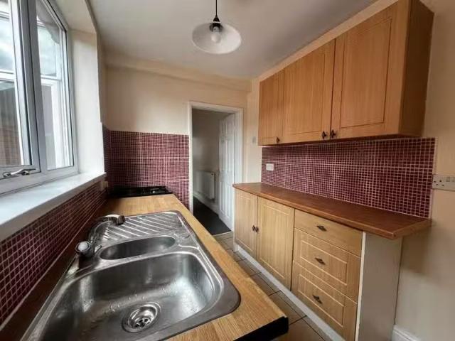 Charming 1 BA 2 bedroom terraced house for rent in St. Marys R.