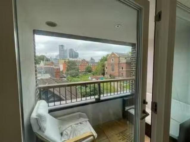 New 1 BA 2 bedroom apartment for rent in Blacklock Court, Aust.