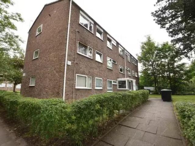 Just in! 1 BA 2 bedroom apartment for rent in South Grove, Erd.