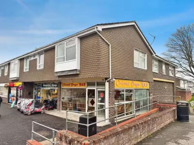 Charming 1 BA 2 bedroom apartment for rent in Paxcroft Way, Tr.