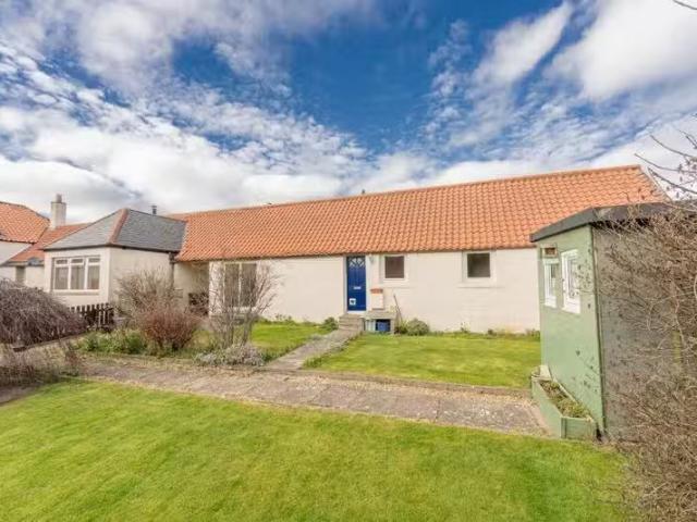 Nice 1 BA 2 bedroom cottage for rent in Heugh Steadings, North.