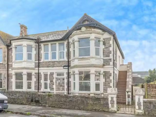 For Rent! 1 BA 2 bedroom flat for rent in Clifton road, Weston.