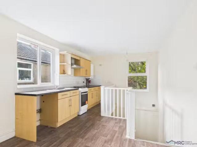 For Rent! 1 BA 2 bedroom flat for rent in Hainton Avenue, DN32