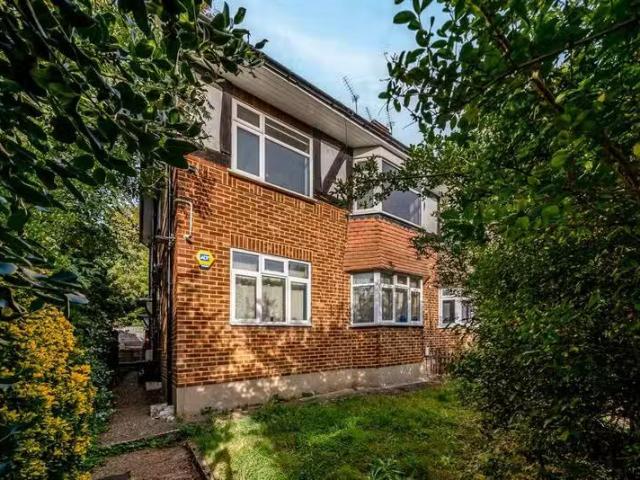 For Rent! 1 BA 2 bedroom maisonette for rent in Mill Vale, Sho.
