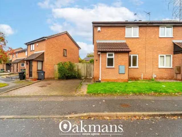For Rent! 1 BA 2 bedroom semi detached house for rent in Blake.