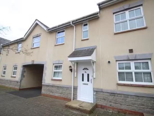 Just in! 1 BA 2 bedroom semi detached house for rent in Longri.