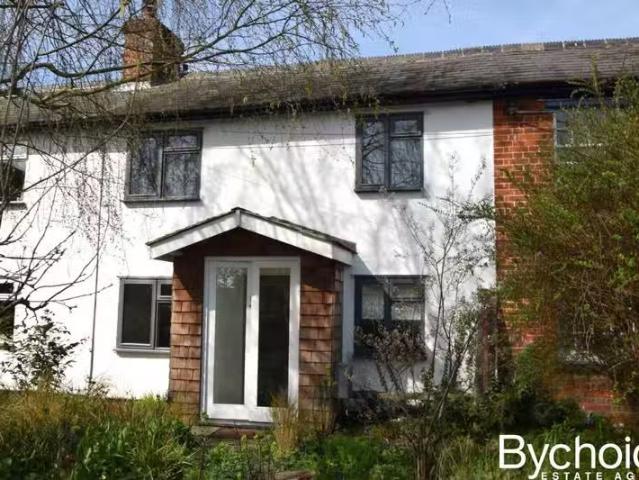 New 1 BA 3 bedroom terraced house for rent in Upper Green, Sto.