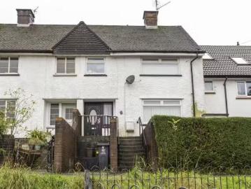 For Rent! 1 BA 3 bedroom terraced house for rent in Garth Olwg.