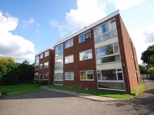 Unique 1 BA 3 bedroom apartment for rent in Pentlands, 58 Foxg.
