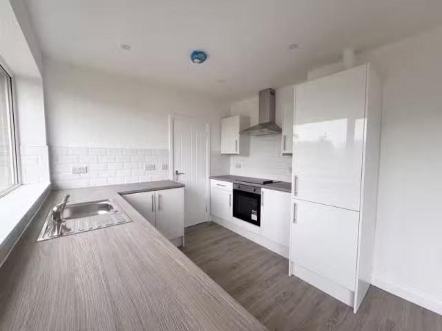 Just in! 1 BA 3 bedroom bungalow for rent in Ridgeside, Kirk M.