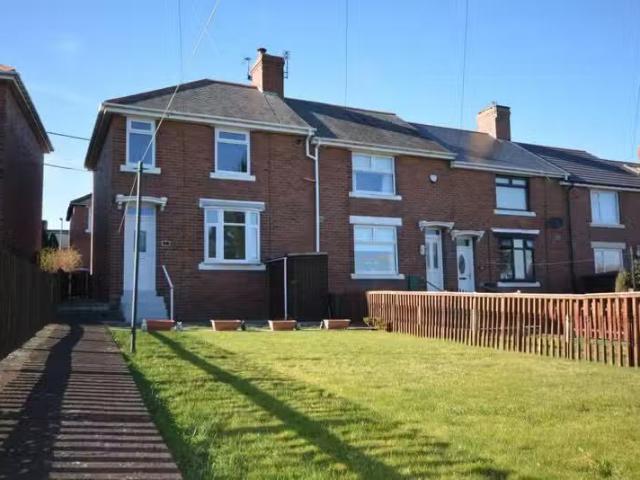 Cozy 1 BA 3 bedroom semi detached house for rent in Gray Avenu.
