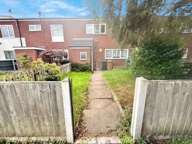 Rental! 1 BA 4 bedroom terraced house for rent in Auckland Dri.