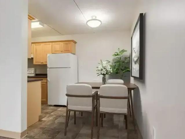For Rent 1 Bedroom Apartment Medicine Hat AB DS105110465