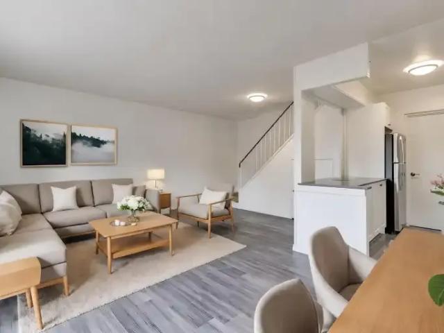 For Rent 1 Bedroom Apartment Mississauga ON DS105268990