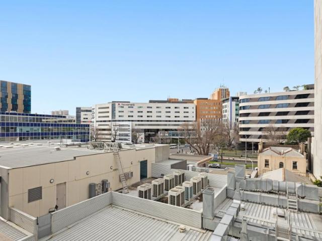 For Rent 1 Bedroom Apartment North Melbourne VIC DS105111765