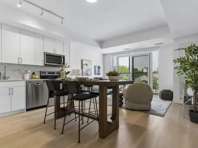 For Rent 1 Bedroom Apartment North York ON DS104991300