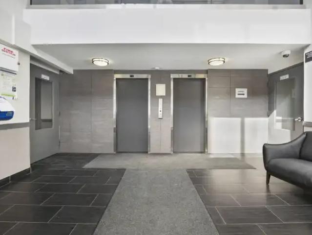 For Rent 1 Bedroom Apartment Oshawa ON DS102845794