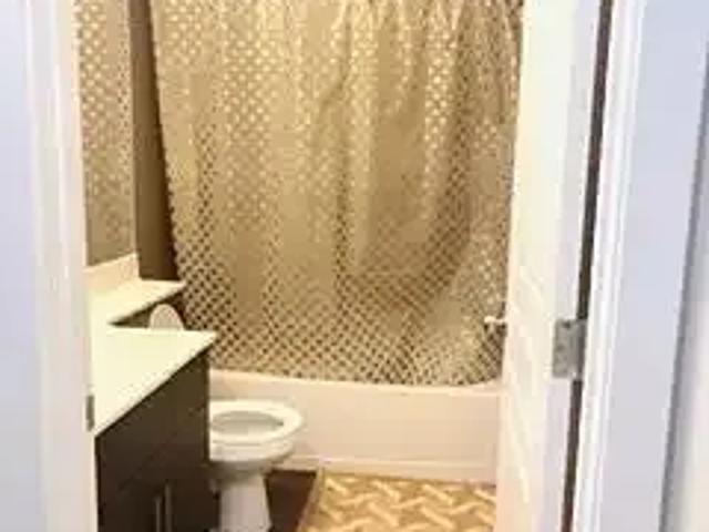 For Rent 1 Bedroom Apartment Airdrie AB DS104972708