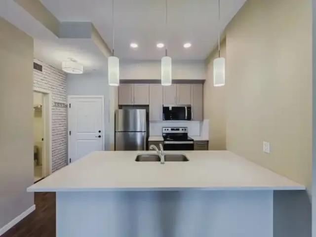 For Rent 1 Bedroom Apartment Calgary AB DS104470836