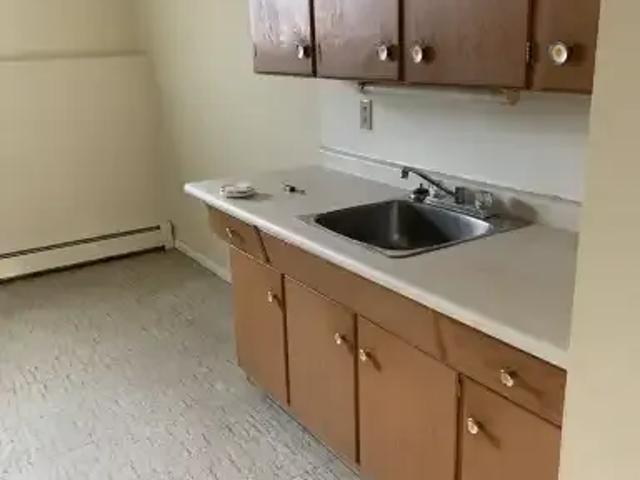 For Rent 1 Bedroom Apartment Calgary AB DS104470258