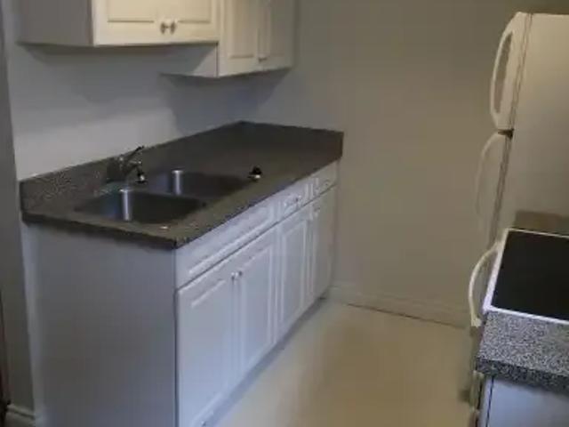 For Rent 1 Bedroom Apartment Calgary AB DS104638414